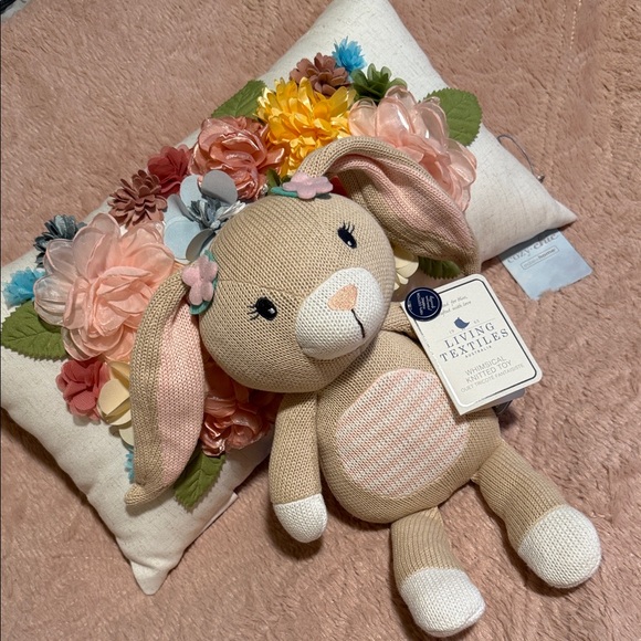 Living Texttiles Australia Other - Tan and White Stuffed Bunny